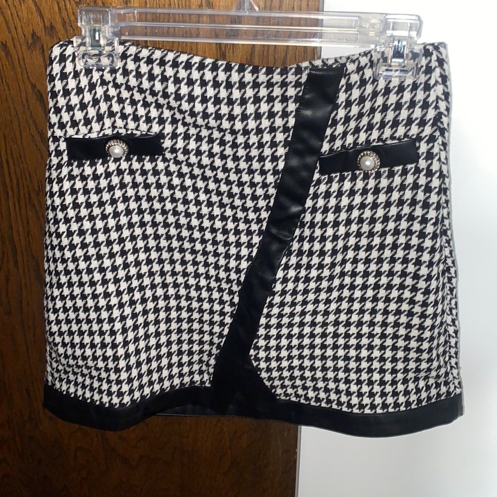 Black and white patterned skirt